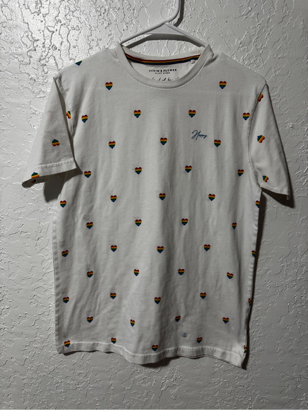 Denim & Flower Men’s Ricky Singh Rainbow Heart Print T-Shirt